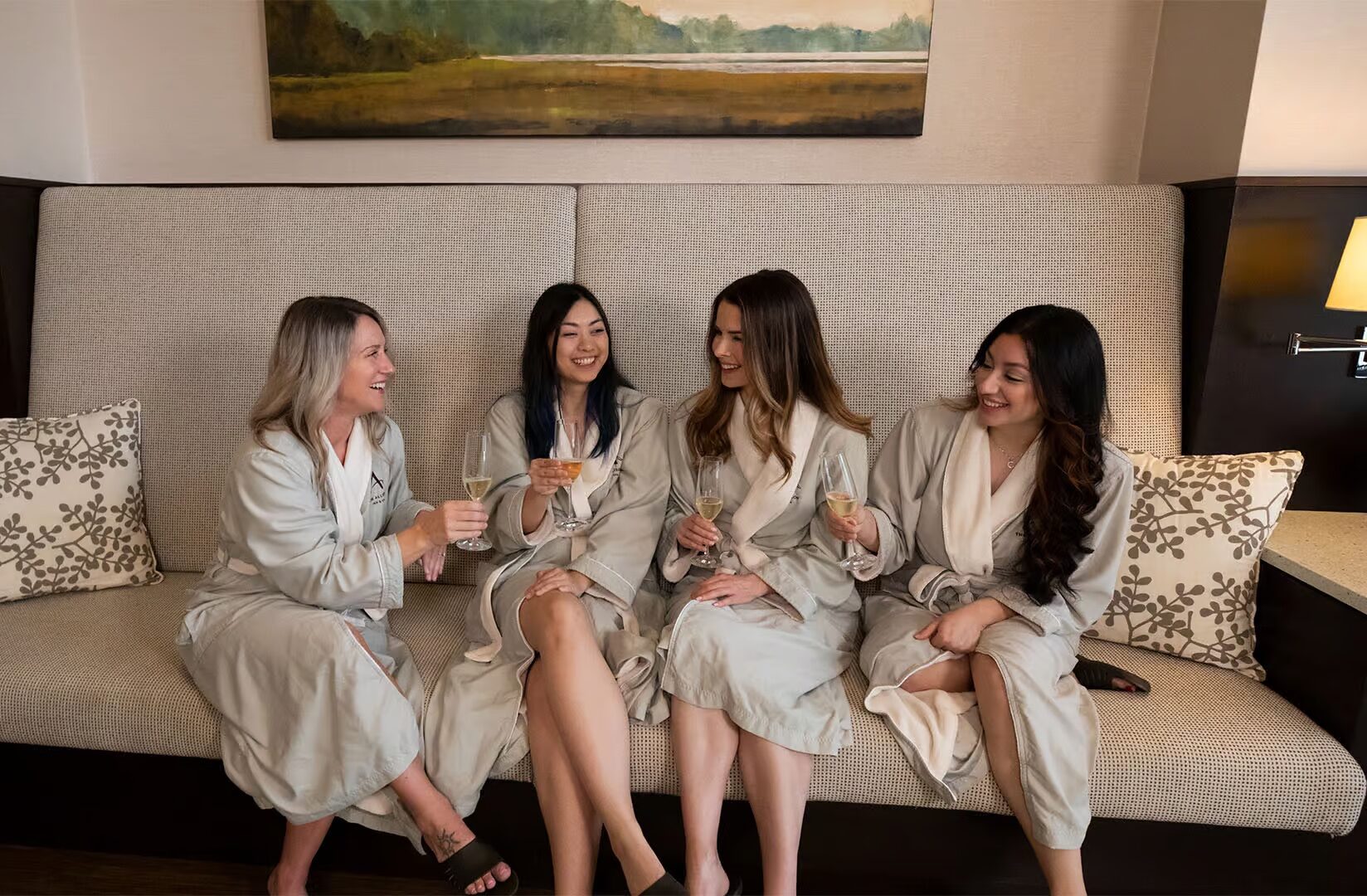 Women Spa Day In Quiet Lounge 1920 1080